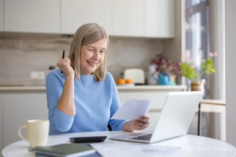 چگونه یک 60 ساله ماهیانه 2700 دلار از یک صندوق جمع‌آوری می‌کند؟