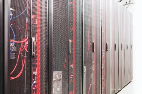 Oracle بر روی زیرساخت‌های هوش مصنوعی میلیاردها دلار سرمایه‌گذاری می‌کند