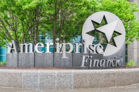 آیا سهام Ameriprise (AMP) از بخش مالی پیشی گرفته است؟